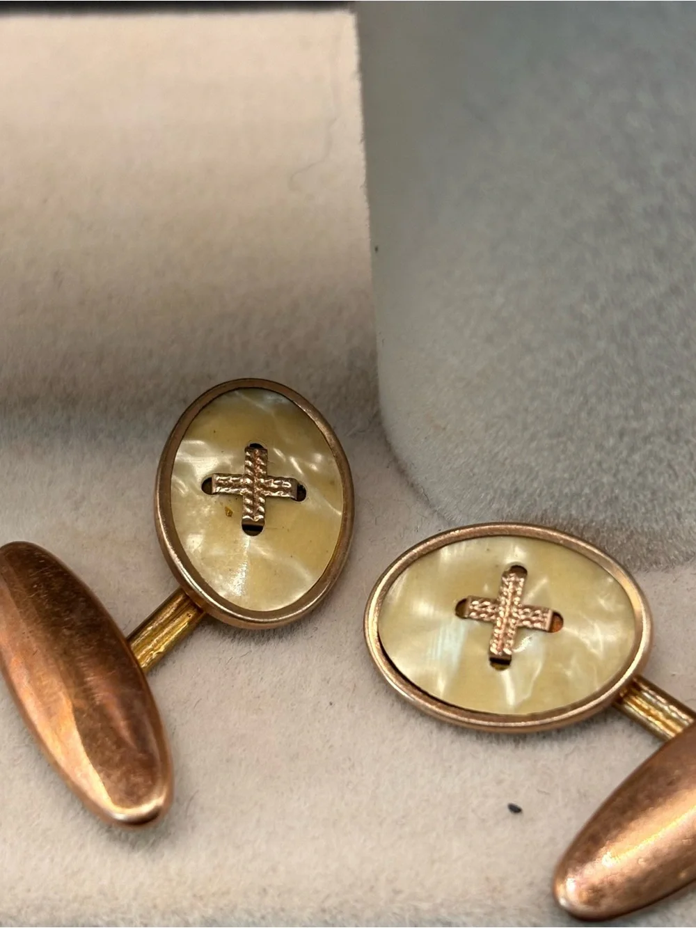 Art Deco Gilt Mother of Pearl Chain Cuff Links c1930 Fine Vintage Men's